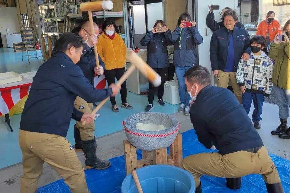 餅つき 新春 会社企画
