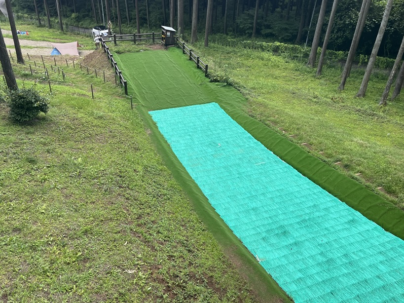 そり滑りで子供も大興奮